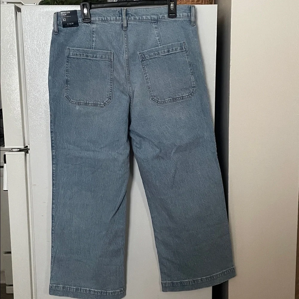 J.Crew Women’s Size 32 NWT‎ Wide Leg Crop Light Wash Jeans New Trendy